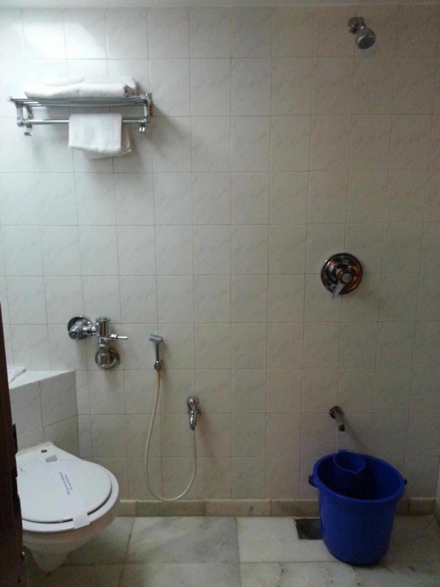 Hotel Ashray International, Sion - Near Bkc ムンバイ エクステリア 写真