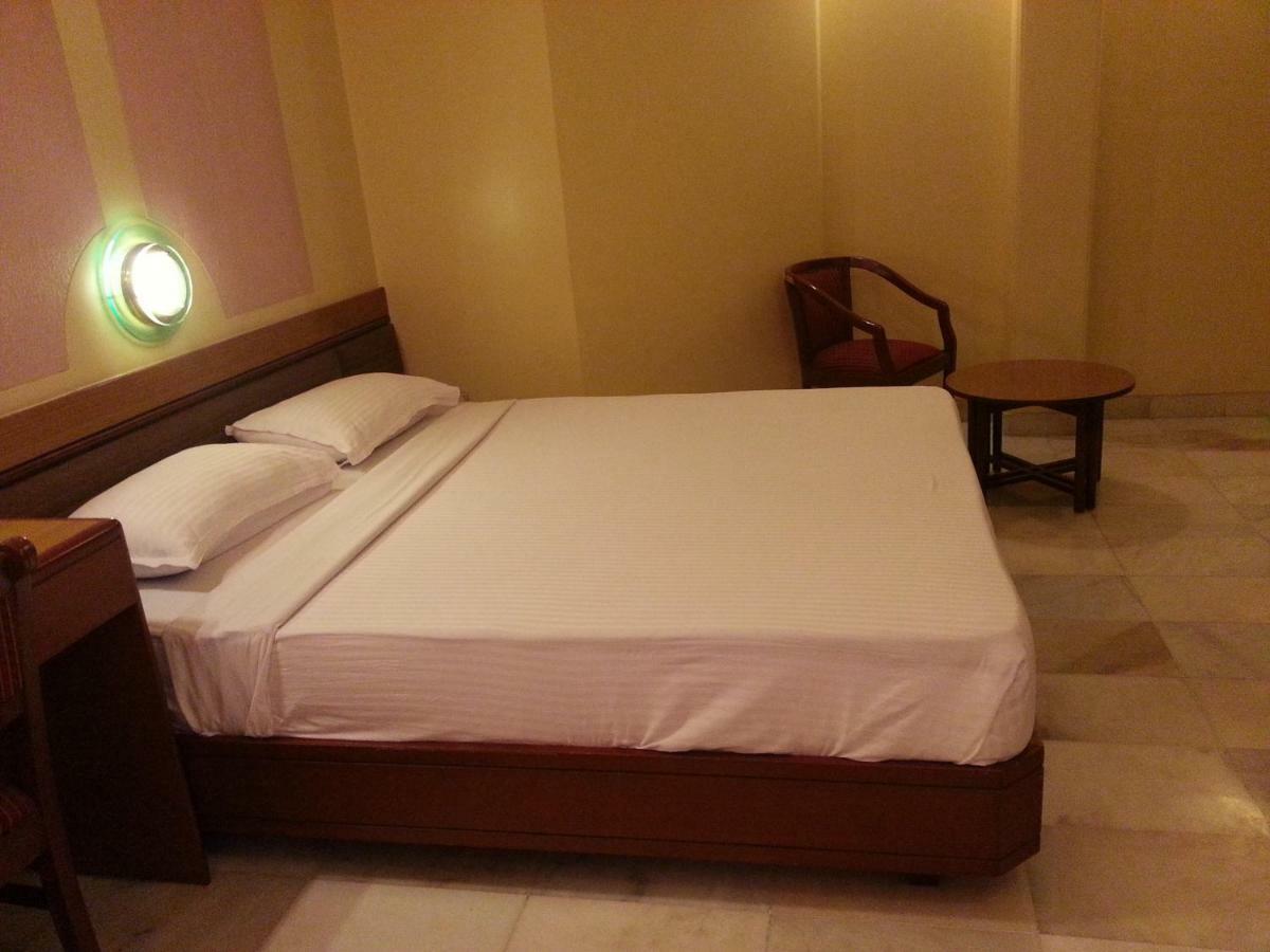 Hotel Ashray International, Sion - Near Bkc ムンバイ 部屋 写真